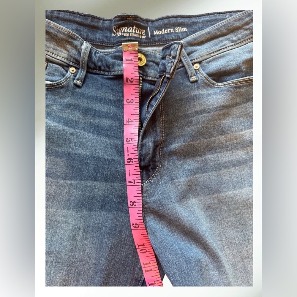 Signature by Levi Strauss & Co Women Slim Straight Jeans Size 32x32 - Picture 11 of 13
